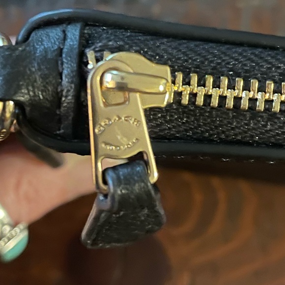 Coach genuine Black grain leather wristlet 7.25” X 4.5” gold hardware ELNC~ - Picture 10 of 12